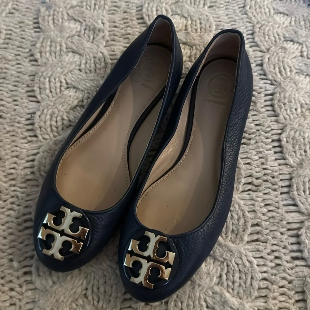 Tory Burch Navy Leather Logo Ballet Flats with Gold Hardware